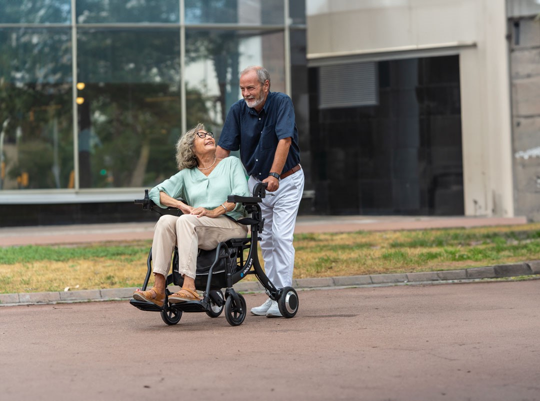TotalCare Europa lanza el primer andador eléctrico inteligente para facilitar la labor del cuidador