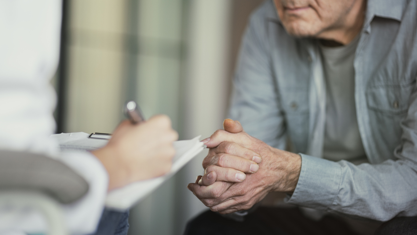 Depresión y Alzheimer, una relación que genera soledad tanto en pacientes como en personas cuidadoras